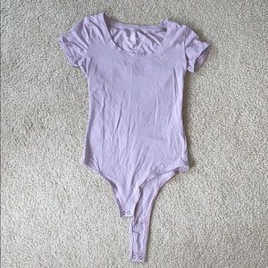Short sleeve body suit